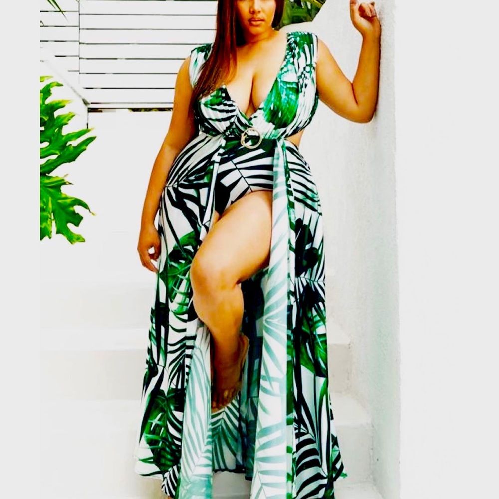 Michelle”s Majestic Palm Dress (+) Plus Size